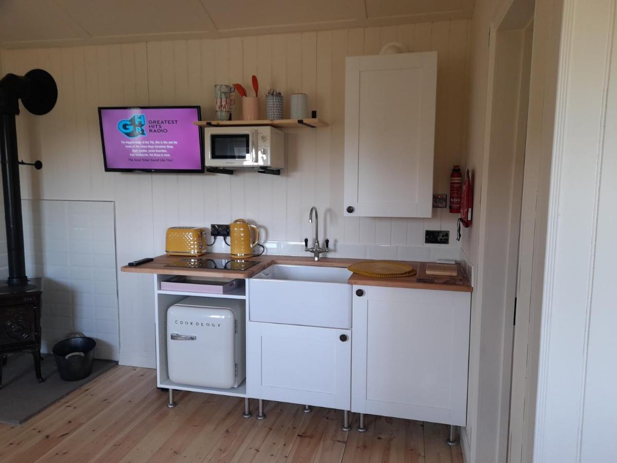 Appartamento Dinky'S Den Coverack Esterno foto