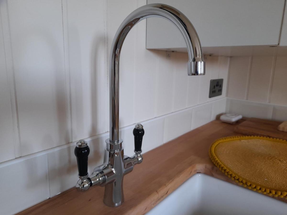 Appartamento Dinky'S Den Coverack Esterno foto